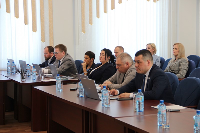 В Совете Заполярного района состоялось заседание 33-й сессии